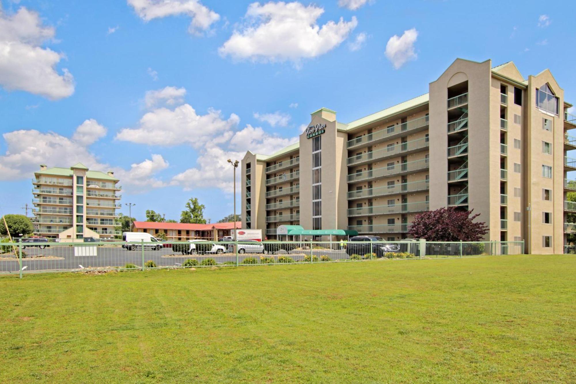River Place Condos Riverside #309 1Bd Pigeon Forge Exterior photo